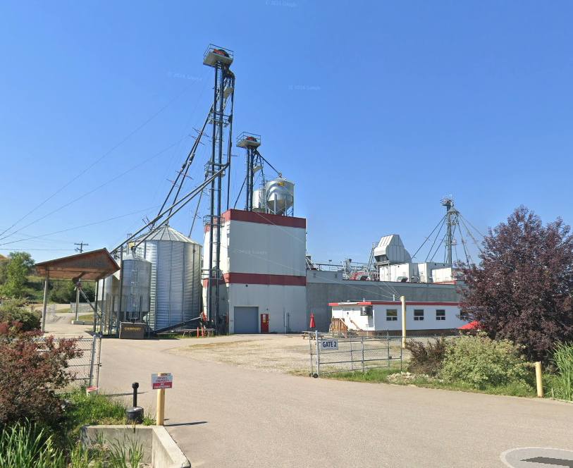 The outside of Gambrinus Malting's Plant